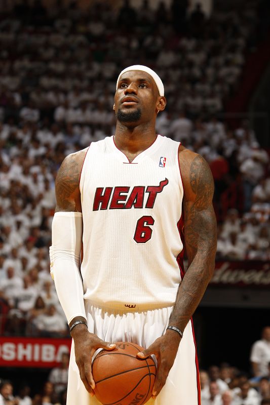 客战海港破门，林加德攻入个人亚冠首球（林加德客场攻破海港，收获亚冠处子球）