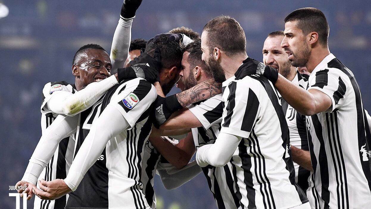 库明加被排除出轮转阵容，勇士半场10人得分领先公牛14分（库明加无缘轮换，勇士半场10人开张，领先公牛14分）