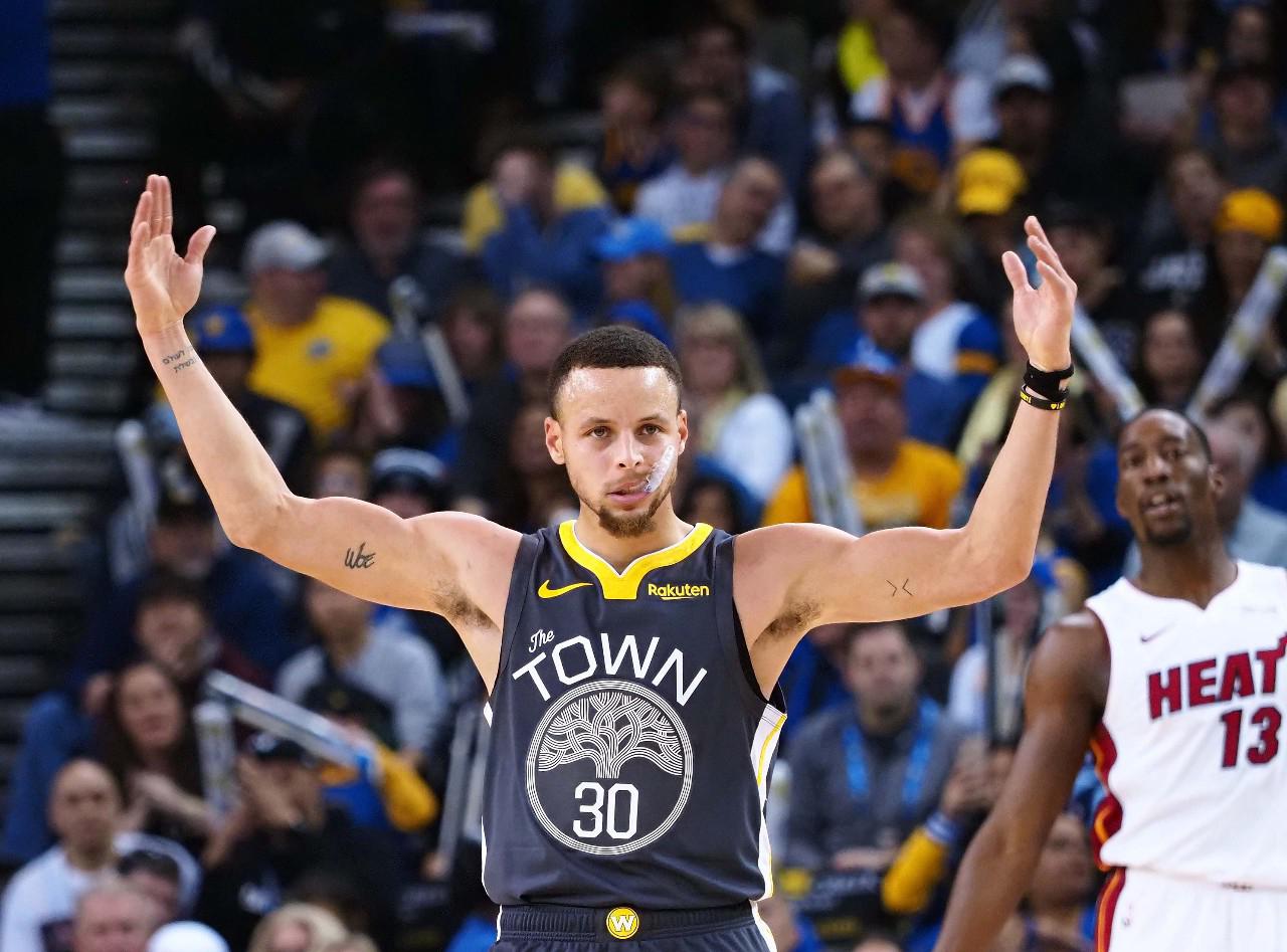 意甲11月最佳球员候选：迈尼昂、劳塔罗、瓦尔迪入选（意甲公布11月最佳球员候选 迈尼昂、劳塔罗、瓦尔迪上榜）