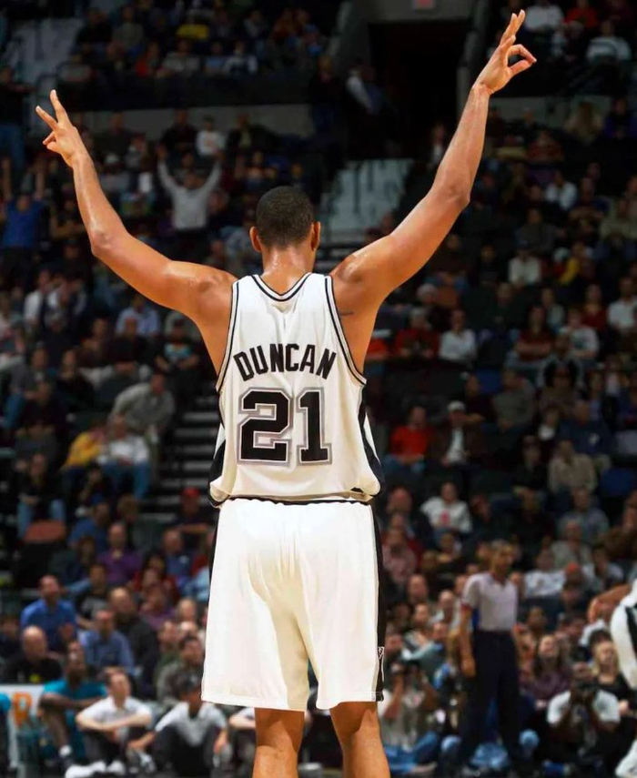 博列洛：皮奥20岁已非常全面，意大利国家队有了未来中锋人选（博列洛盛赞20岁皮奥：全面成熟，意大利队未来中锋人选已现）