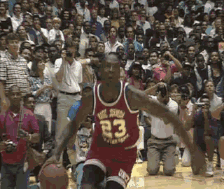 格拉利什连场高光表现奠定胜局（格拉利什连场神勇助队锁定胜局）